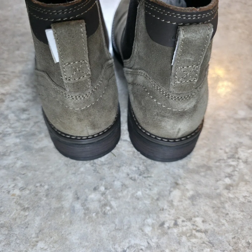 Clarks Men's Jaxen Chelsea Boots‎ Mens Size 7 M Brown Tan Suede Brand New